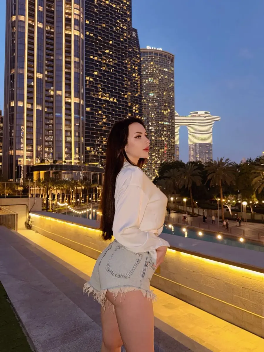 Alina photo 4